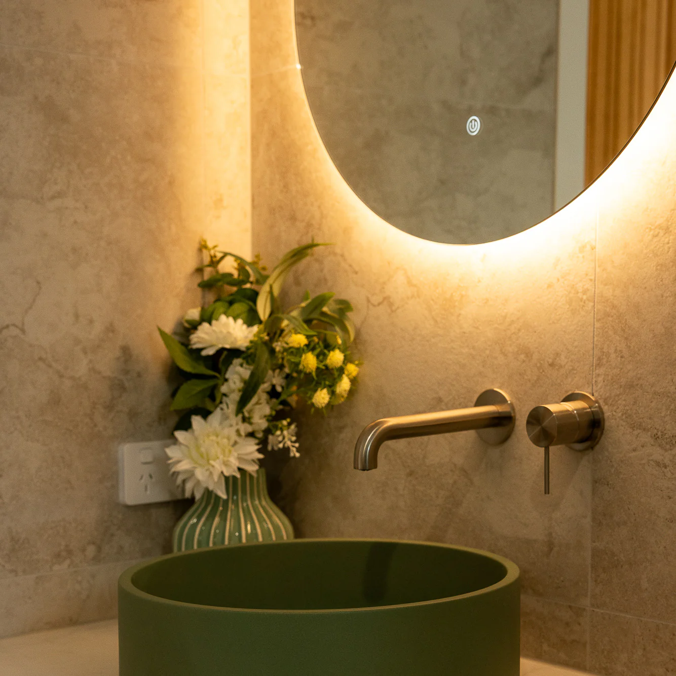 Norcia Travertine Light In Out - Image 3